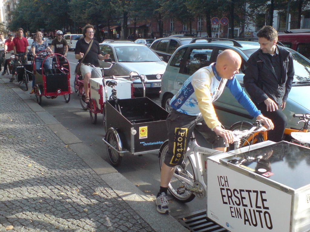 Cargobikes auf Radstreifen