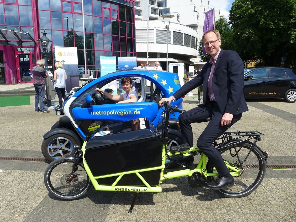 E-Auto vs eCargobike