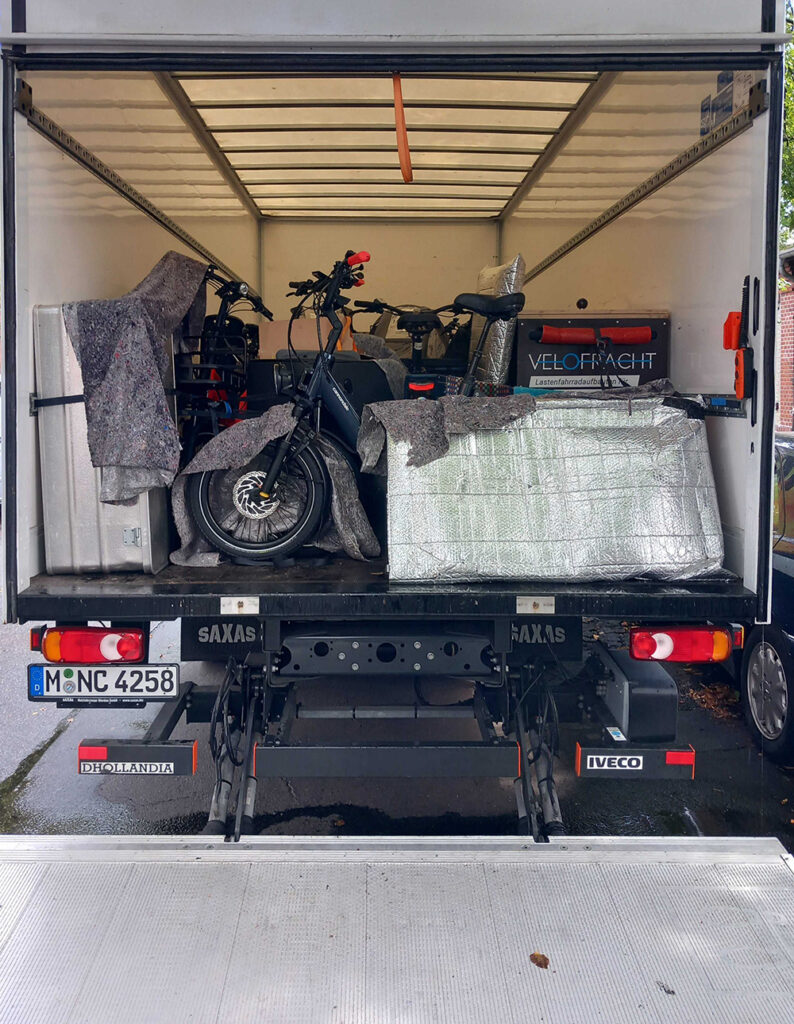 Cargobike Roadshow, beladener Lkw